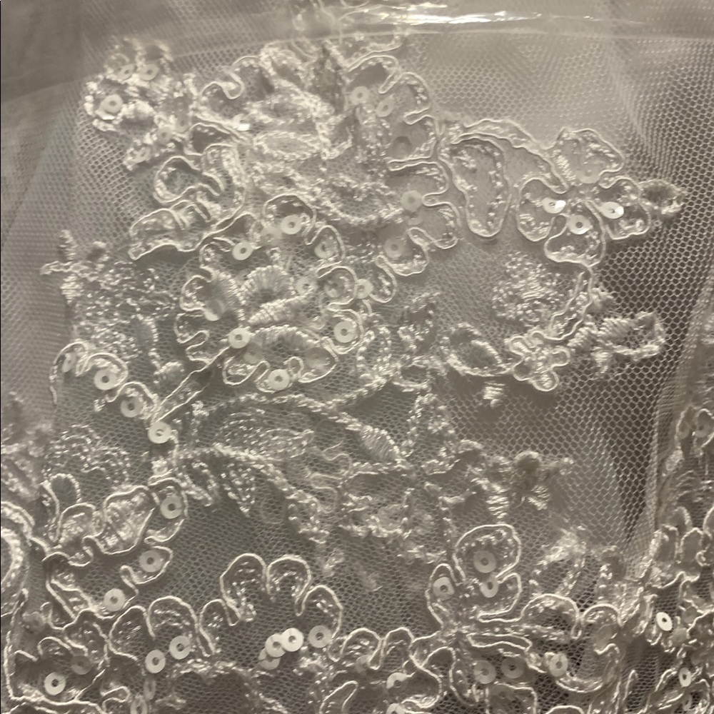 Mori Lee wedding gown - Picture 7 of 8